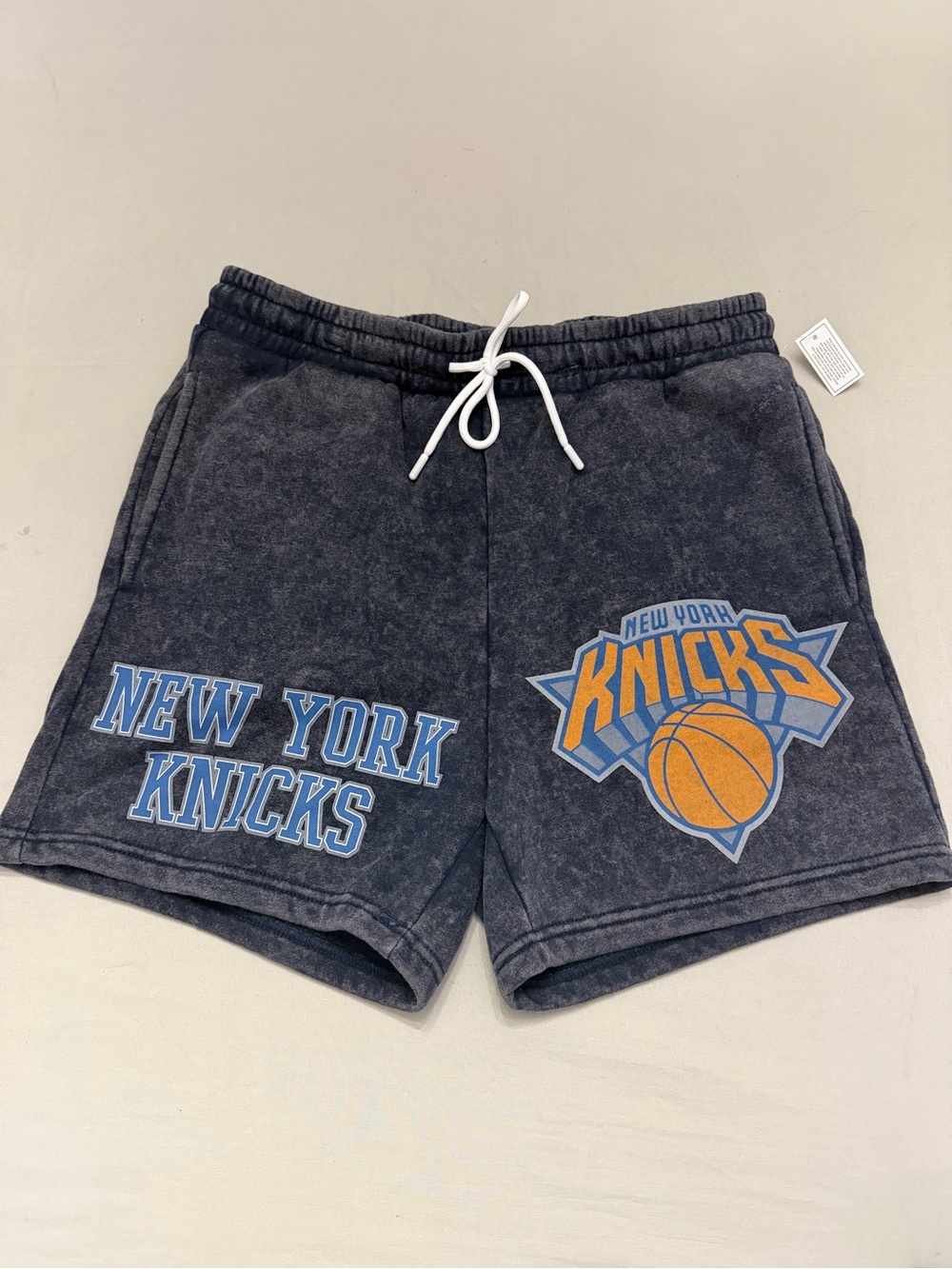New York Knicks Fleece Shorts Men’s Small 28-30 Blue Relaxed Fit w/ Pockets